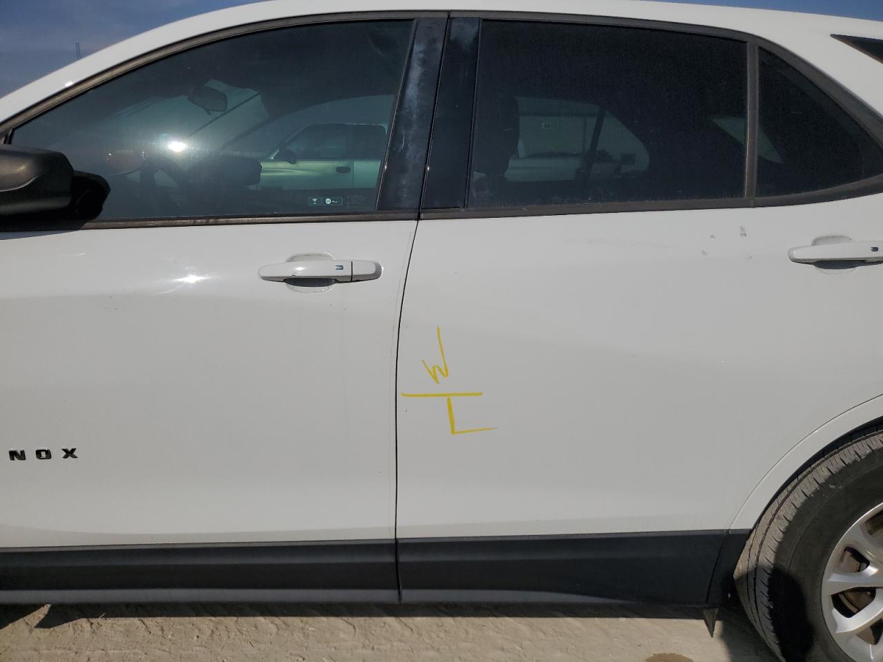 2018 Chevrolet Equinox - Image 13