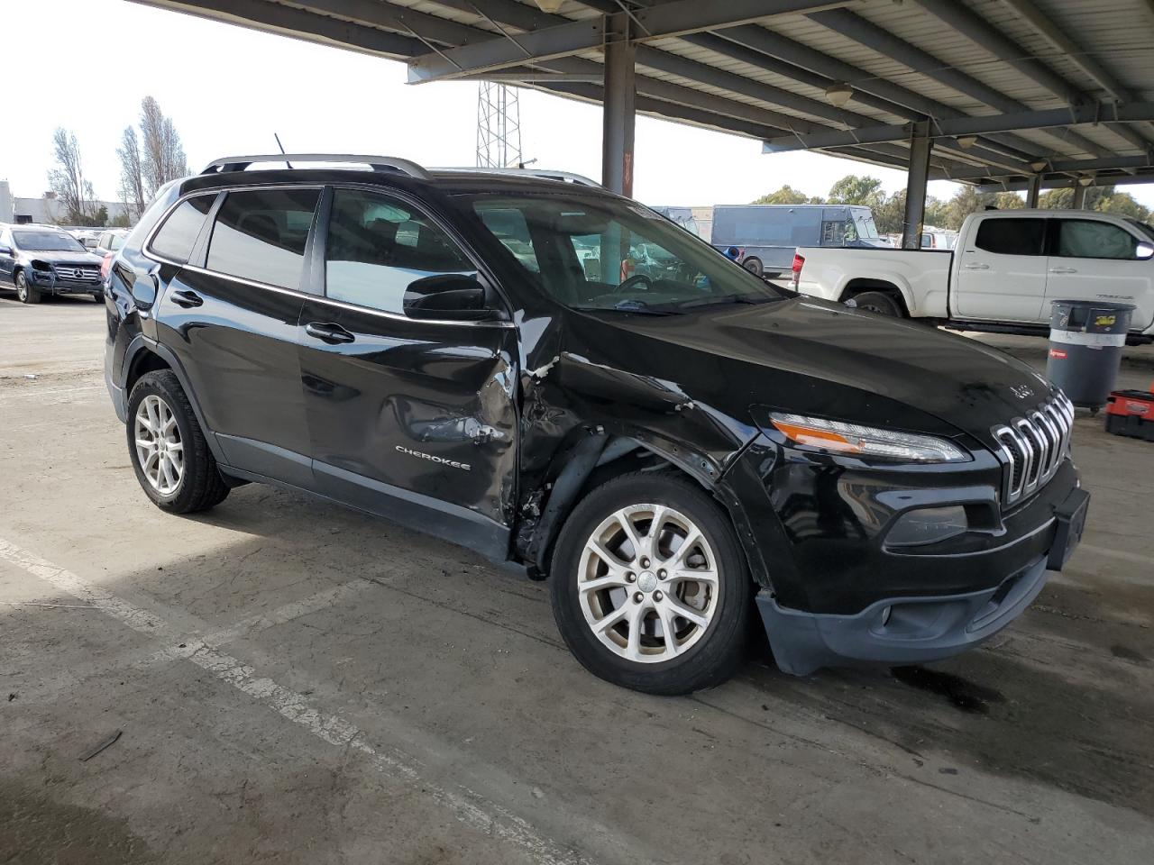 2018 Jeep Grand Cherokee - Image 4