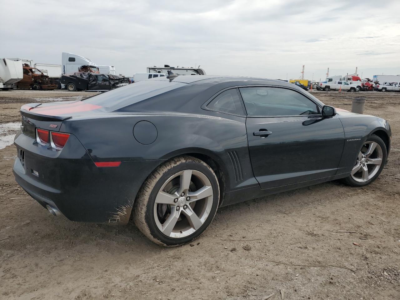 2010 Chevrolet Camaro - Image 3