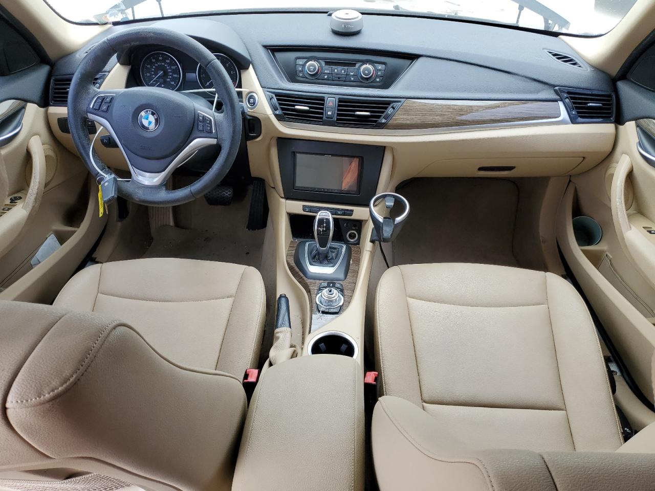 2015 BMW X1 - Image 8