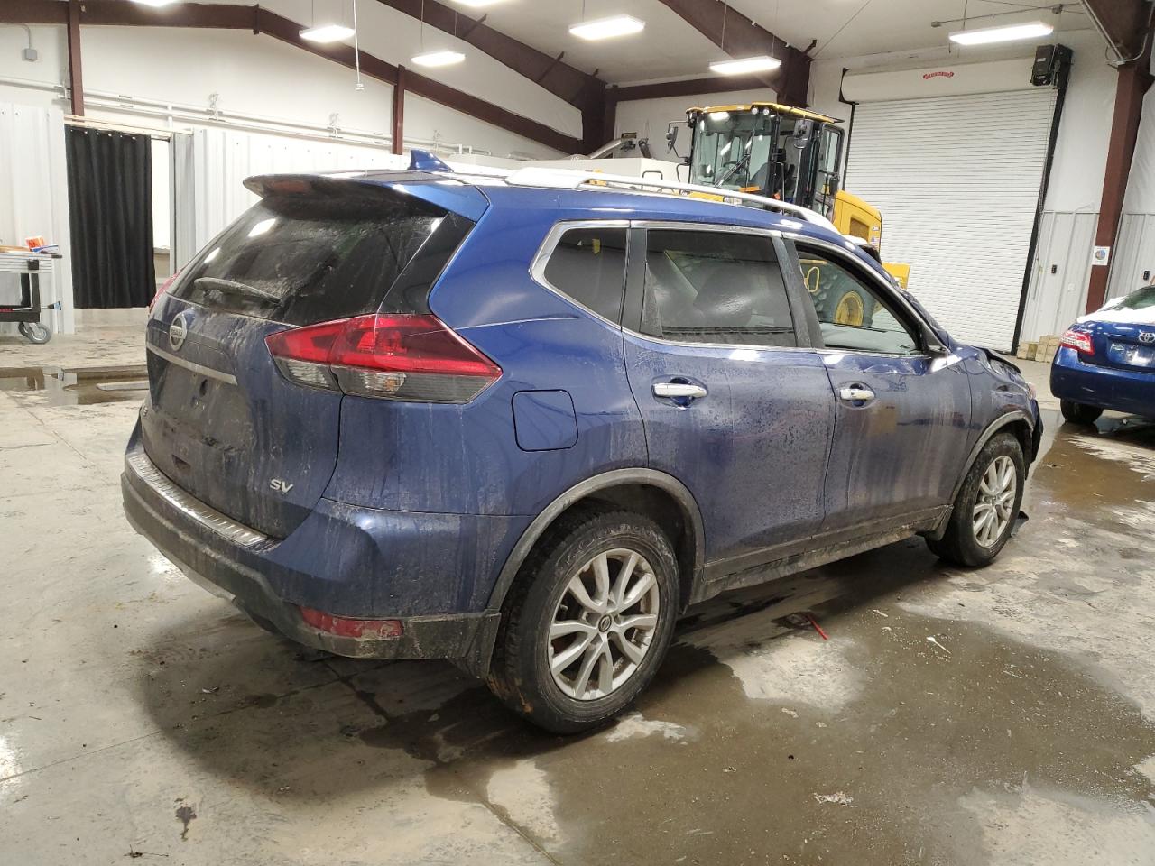 KNMAT2MT1JP563059 NISSAN ROGUE 2018