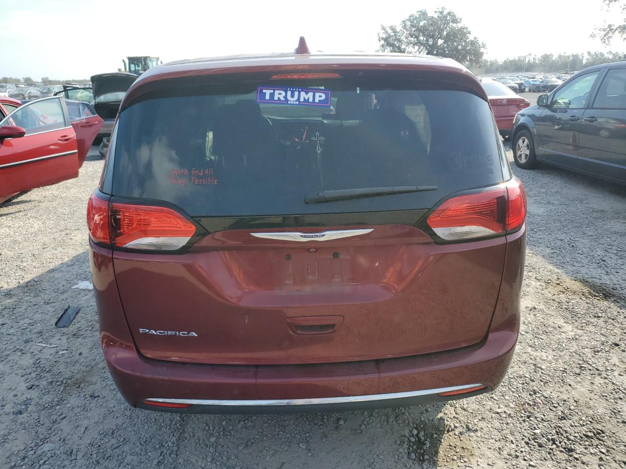 2019 Chrysler Pacifica - Image 6