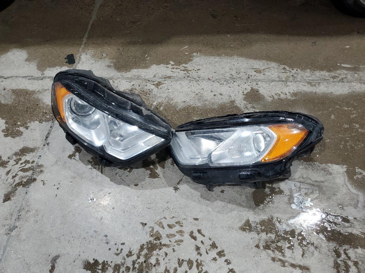 2019 Ford EcoSport - Image 12