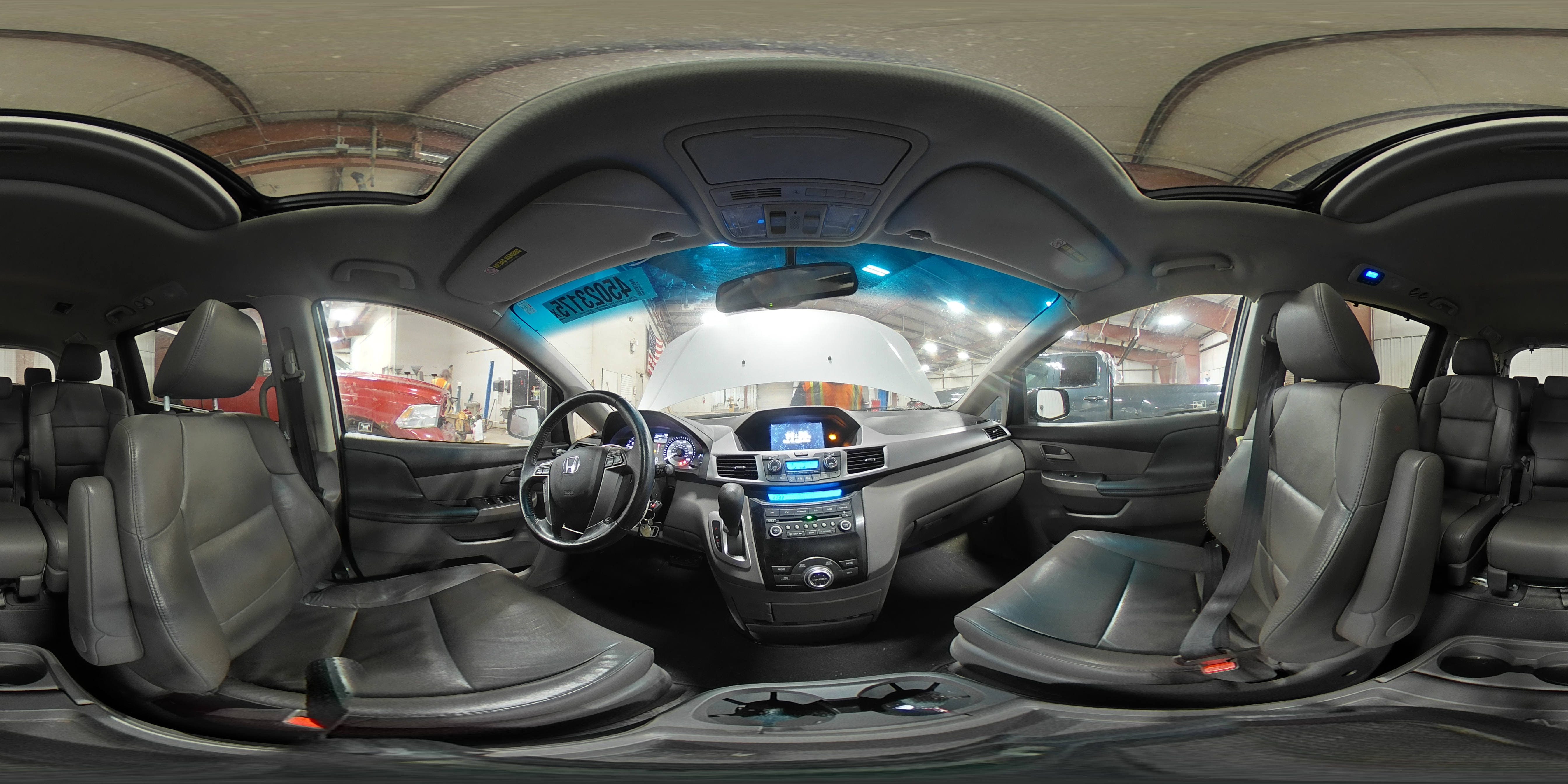 2012 Honda Odyssey - Image 14