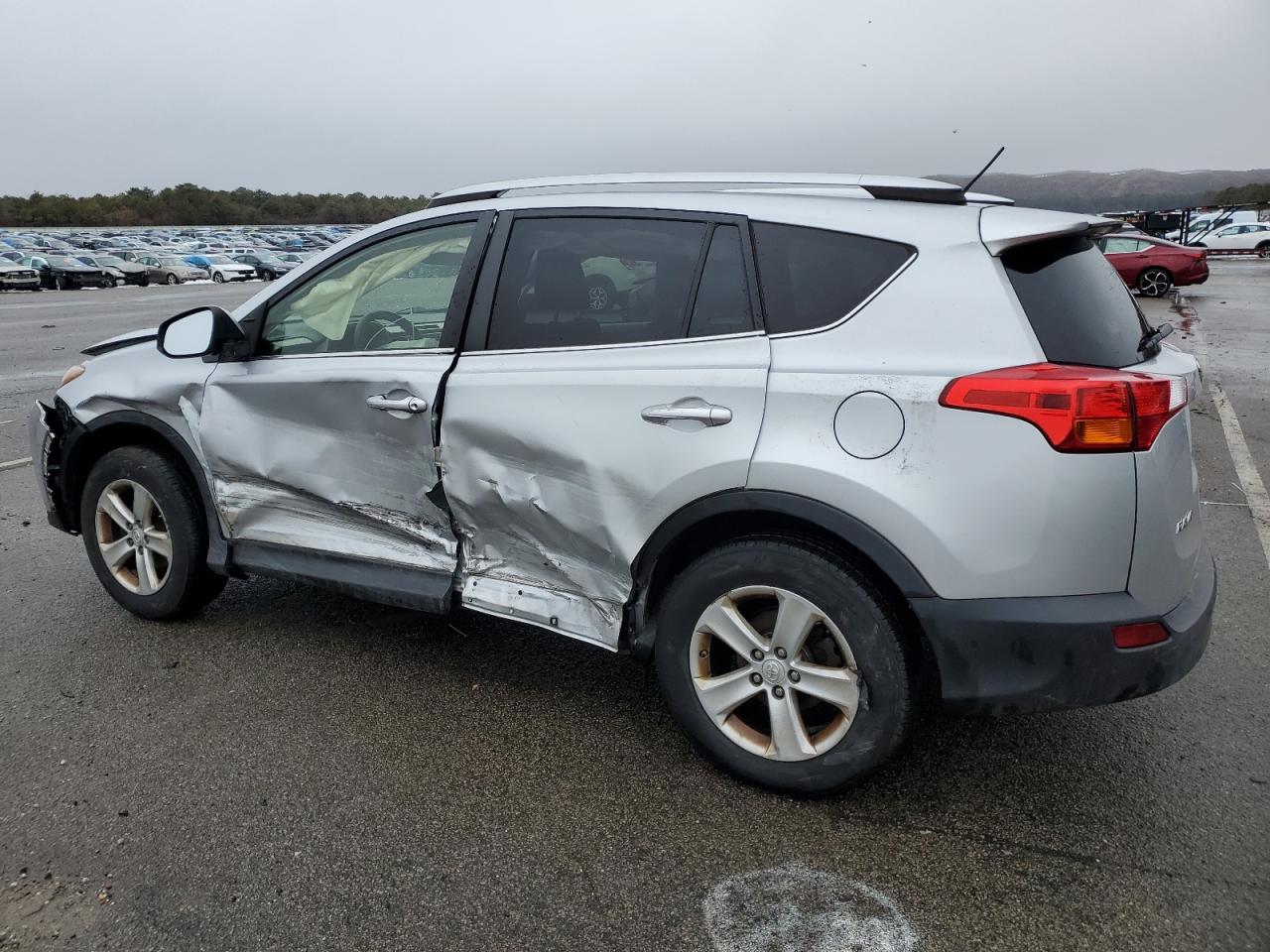 2013 Toyota RAV 4 - Image 2