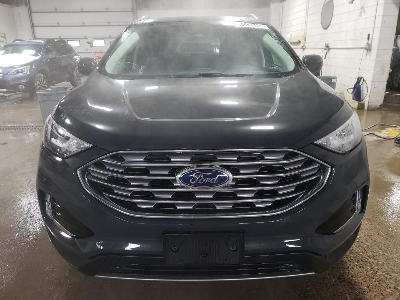 2021 Ford Edge - Image 5