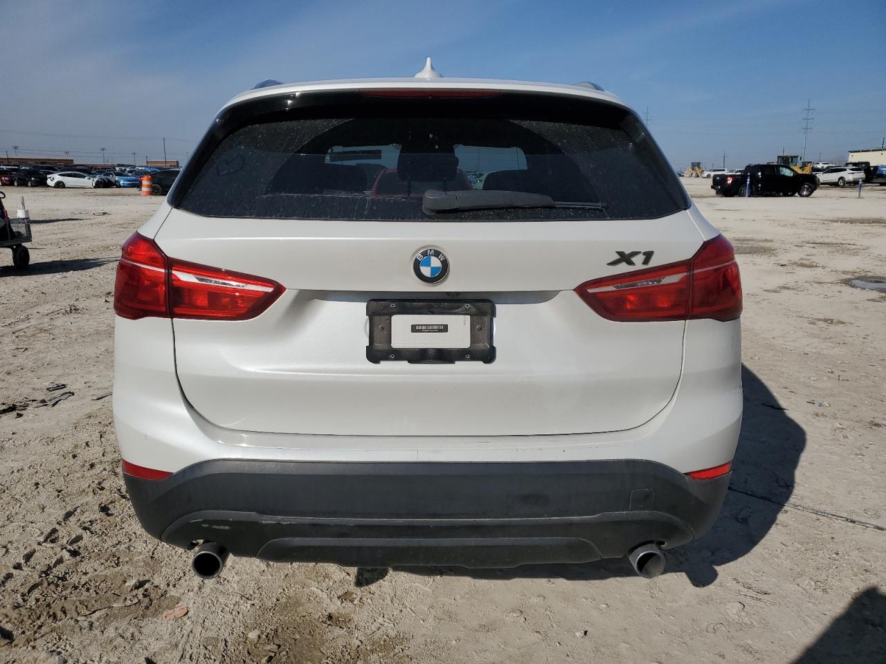 2018 BMW X1 - Image 6
