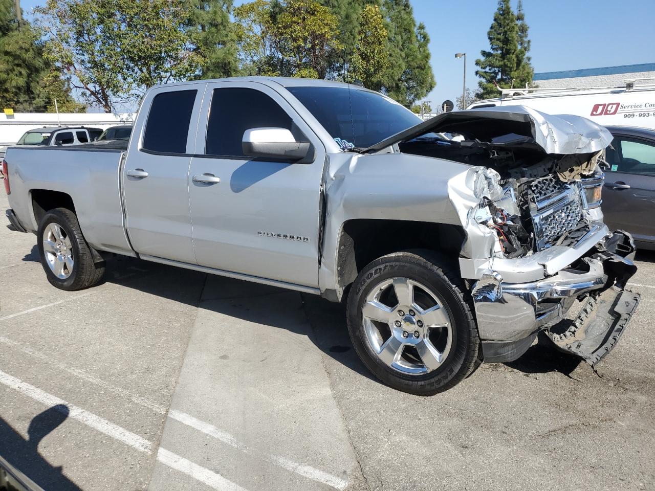 2014 Chevrolet Silverado - Image 4