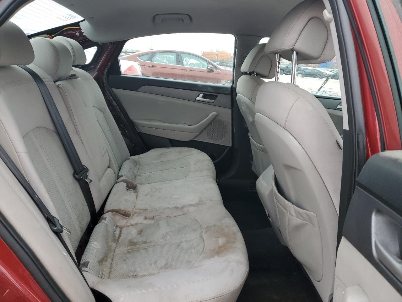 2016 Hyundai Sonata - Image 10