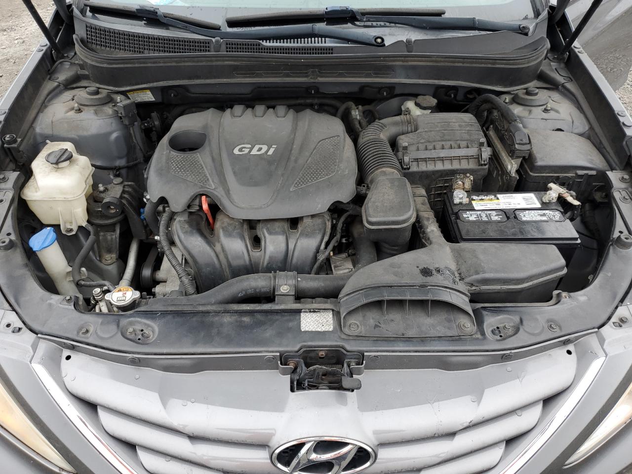 2013 Hyundai Sonata - Image 11