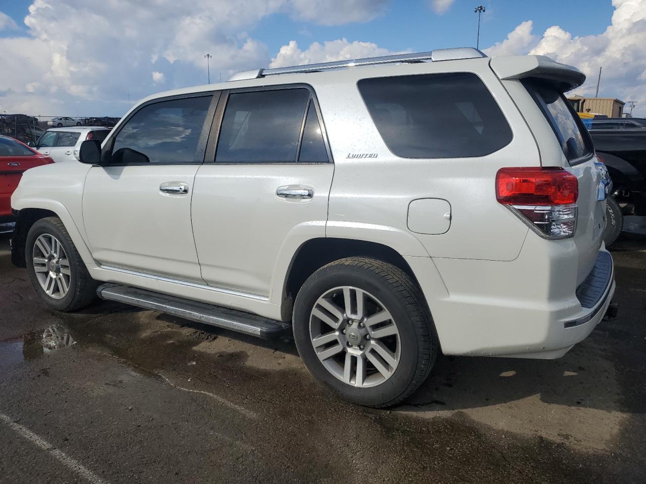 2013 Toyota 4Runner - Image 2