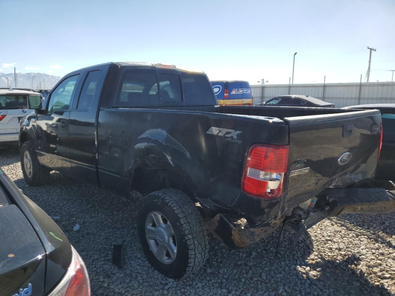 2005 Ford F-150 - Image 2
