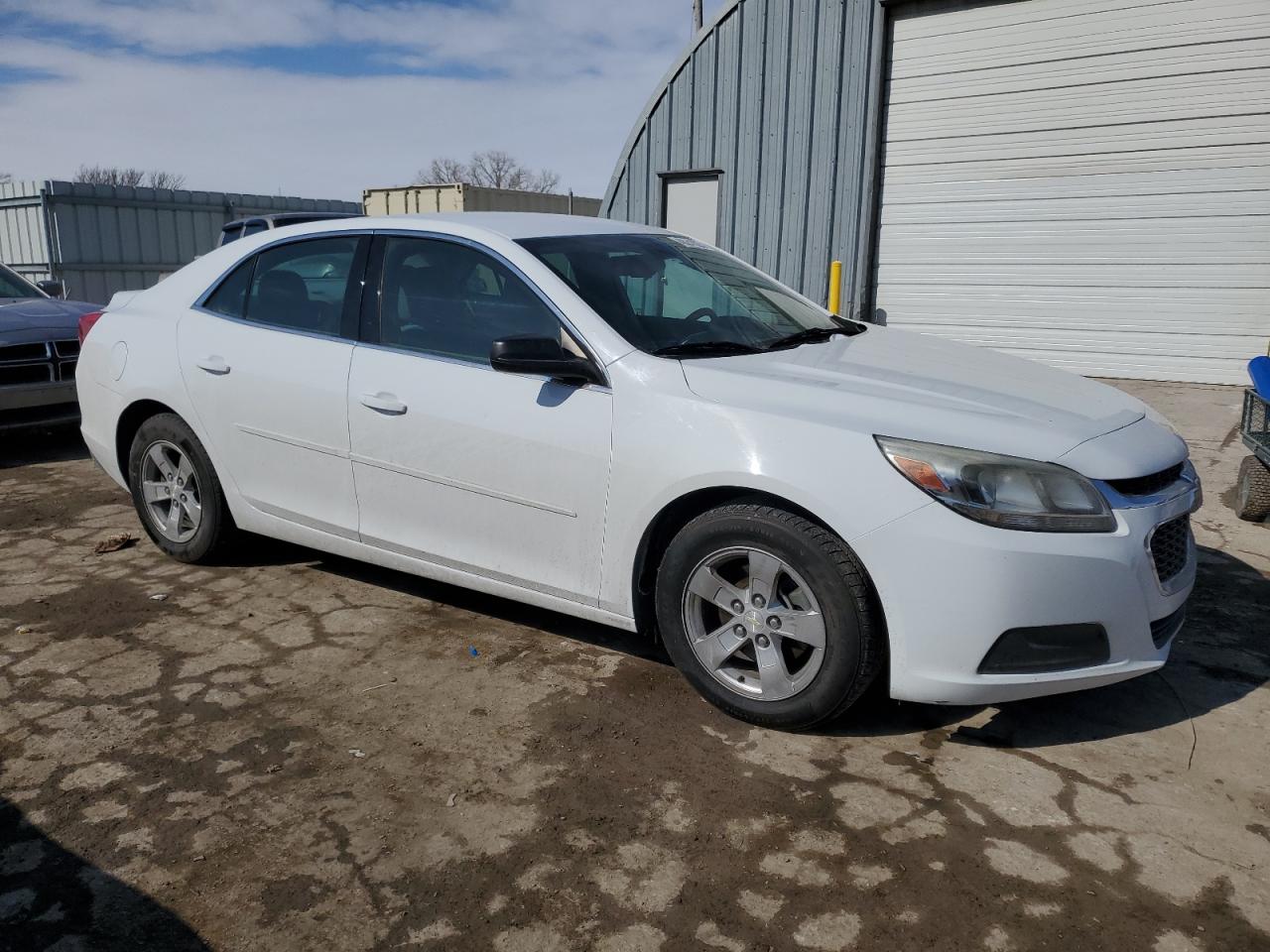 2015 Chevrolet Malibu - Image 4