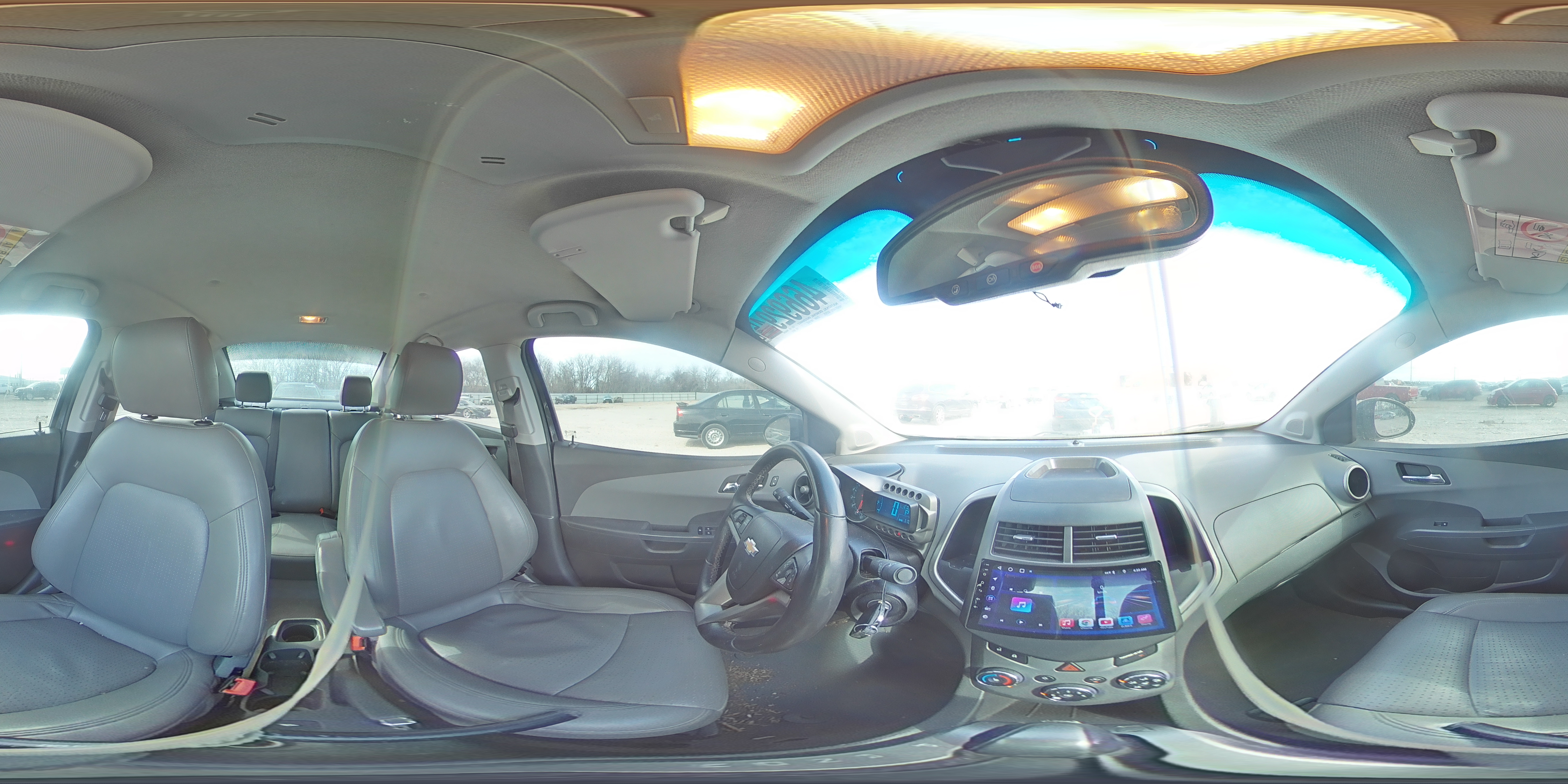 2015 Chevrolet Sonic - Image 12