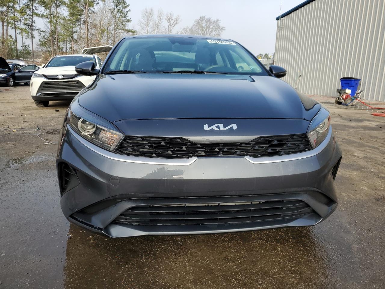 2022 Kia Forte - Image 5