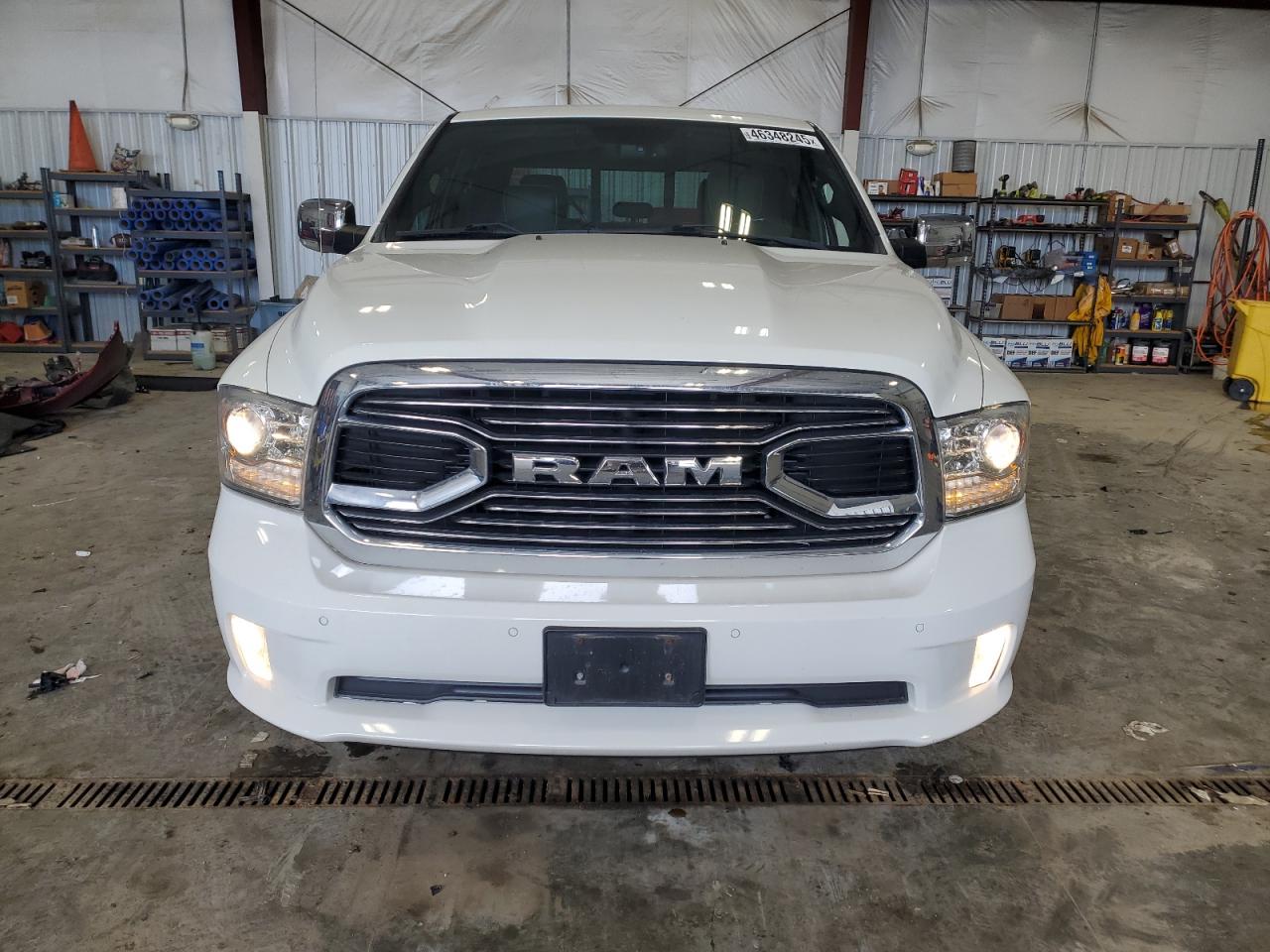 2016 RAM 1500 - Image 5
