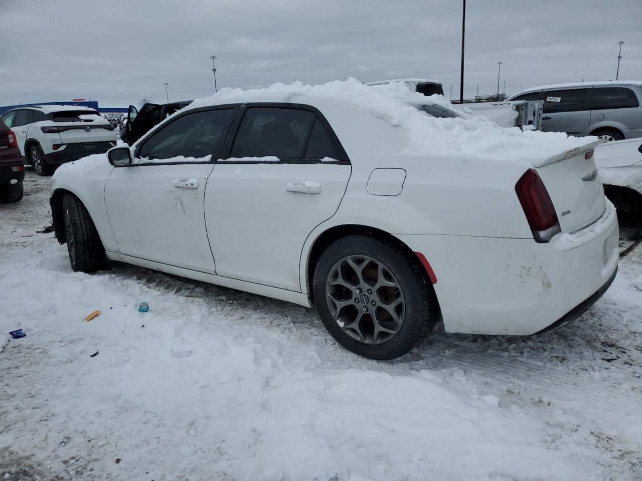 2016 Chrysler 300 - Image 2