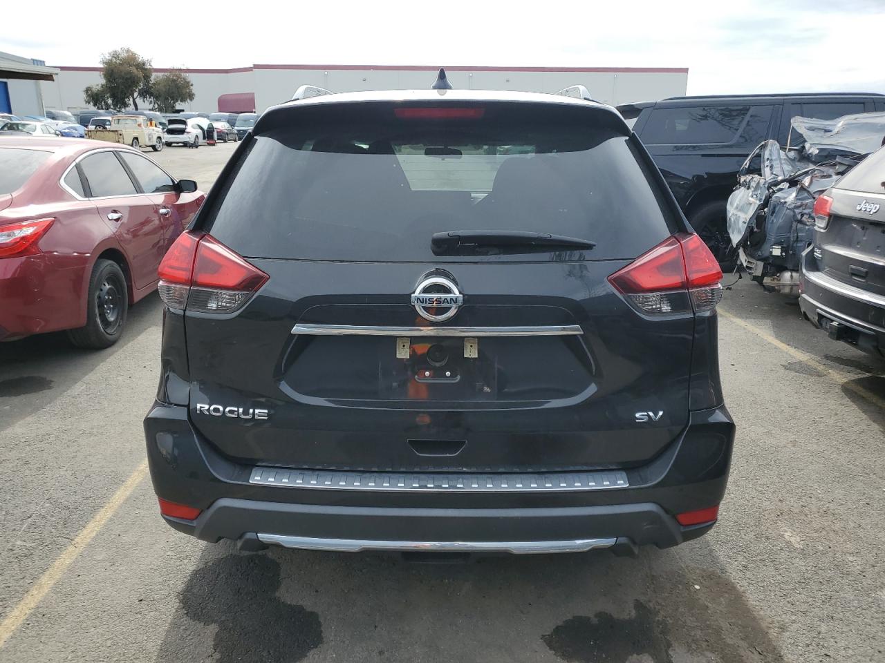 2017 Nissan Rogue - Image 6