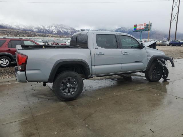  TOYOTA TACOMA 2021 Srebrny