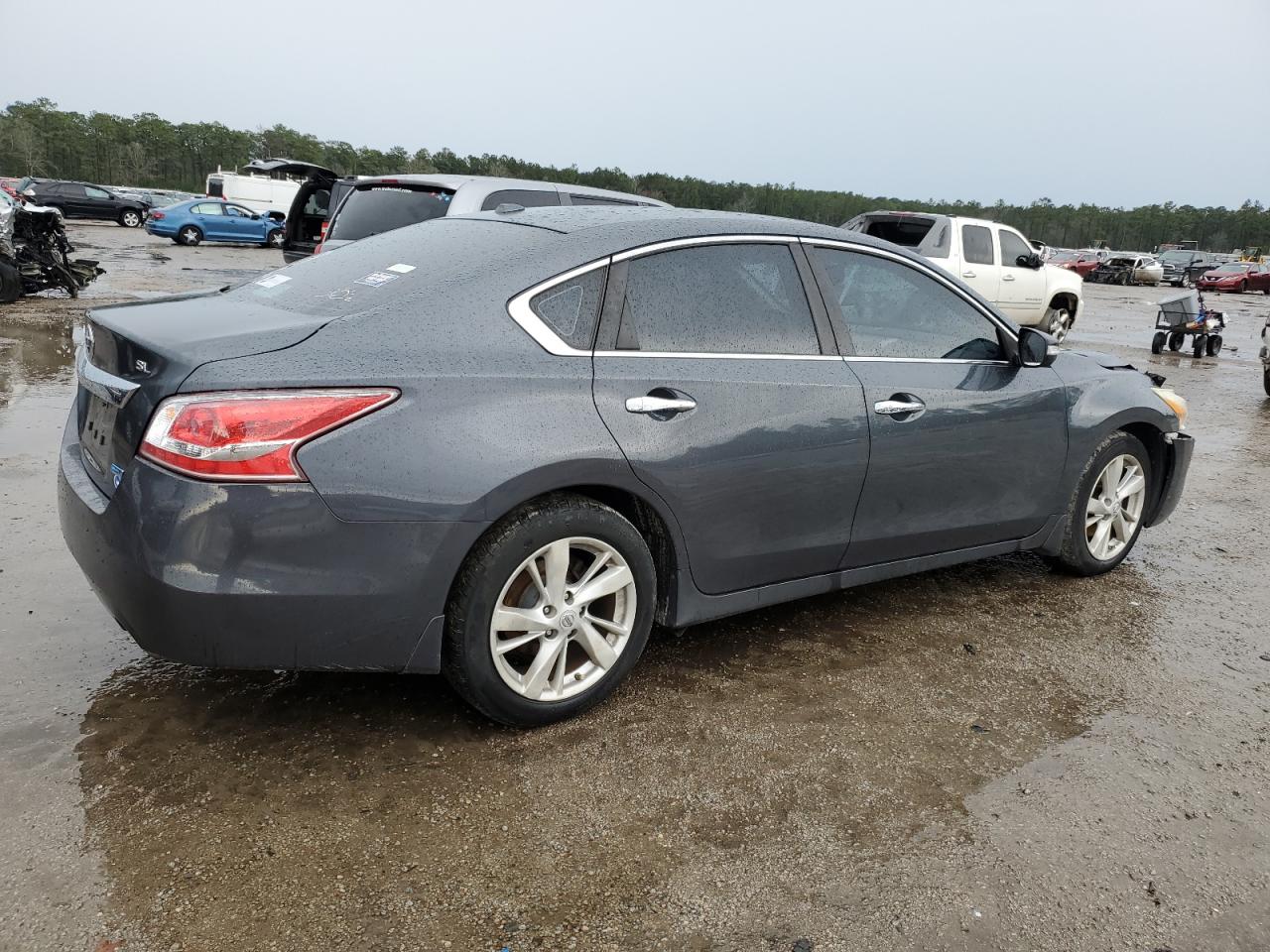 2013 Nissan Altima - Image 3