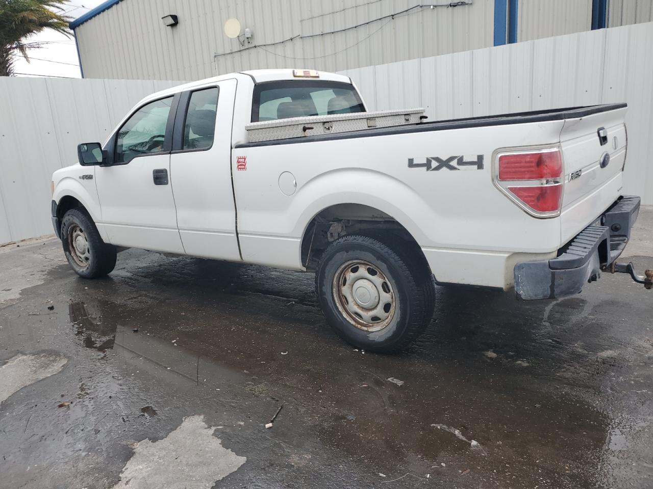 2013 Ford F-150 - Image 2