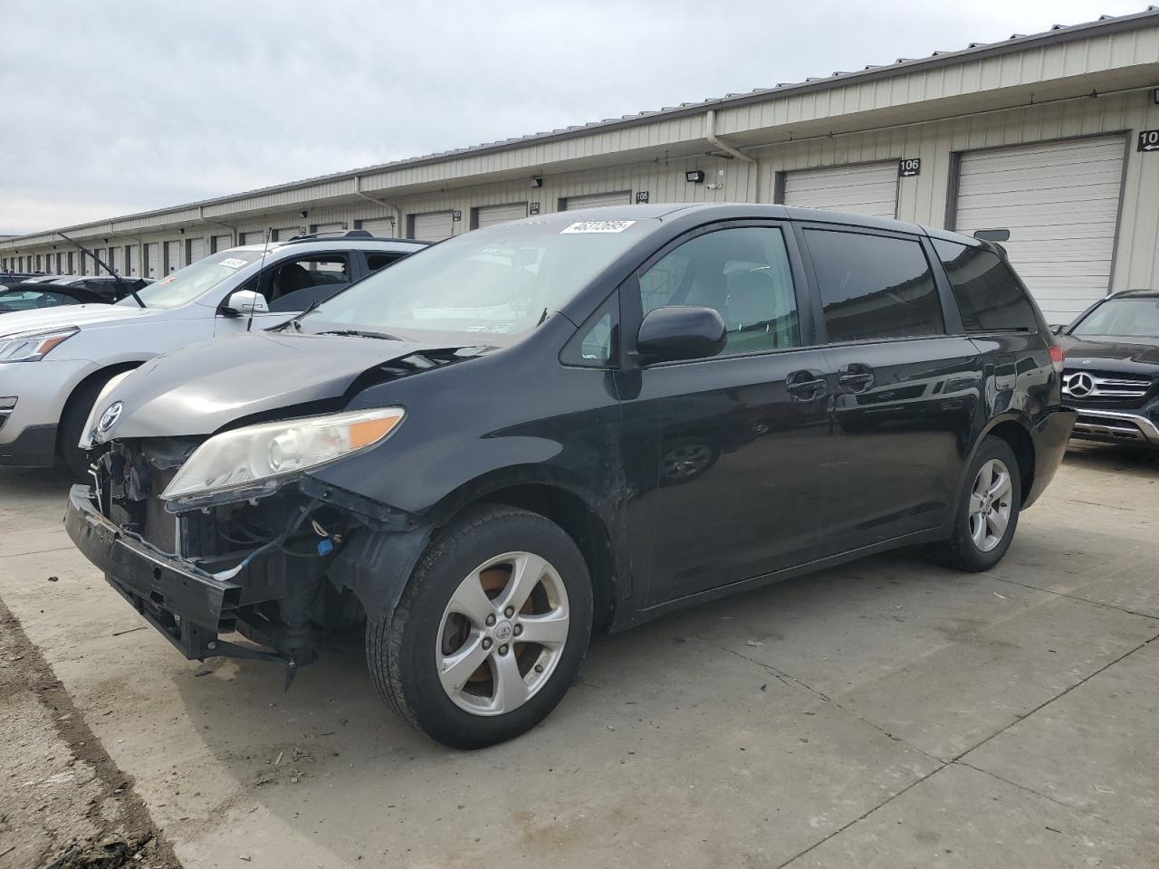 2012 Toyota Sienna - Image 1