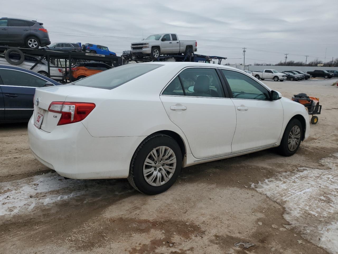 2014 Toyota Camry - Image 3