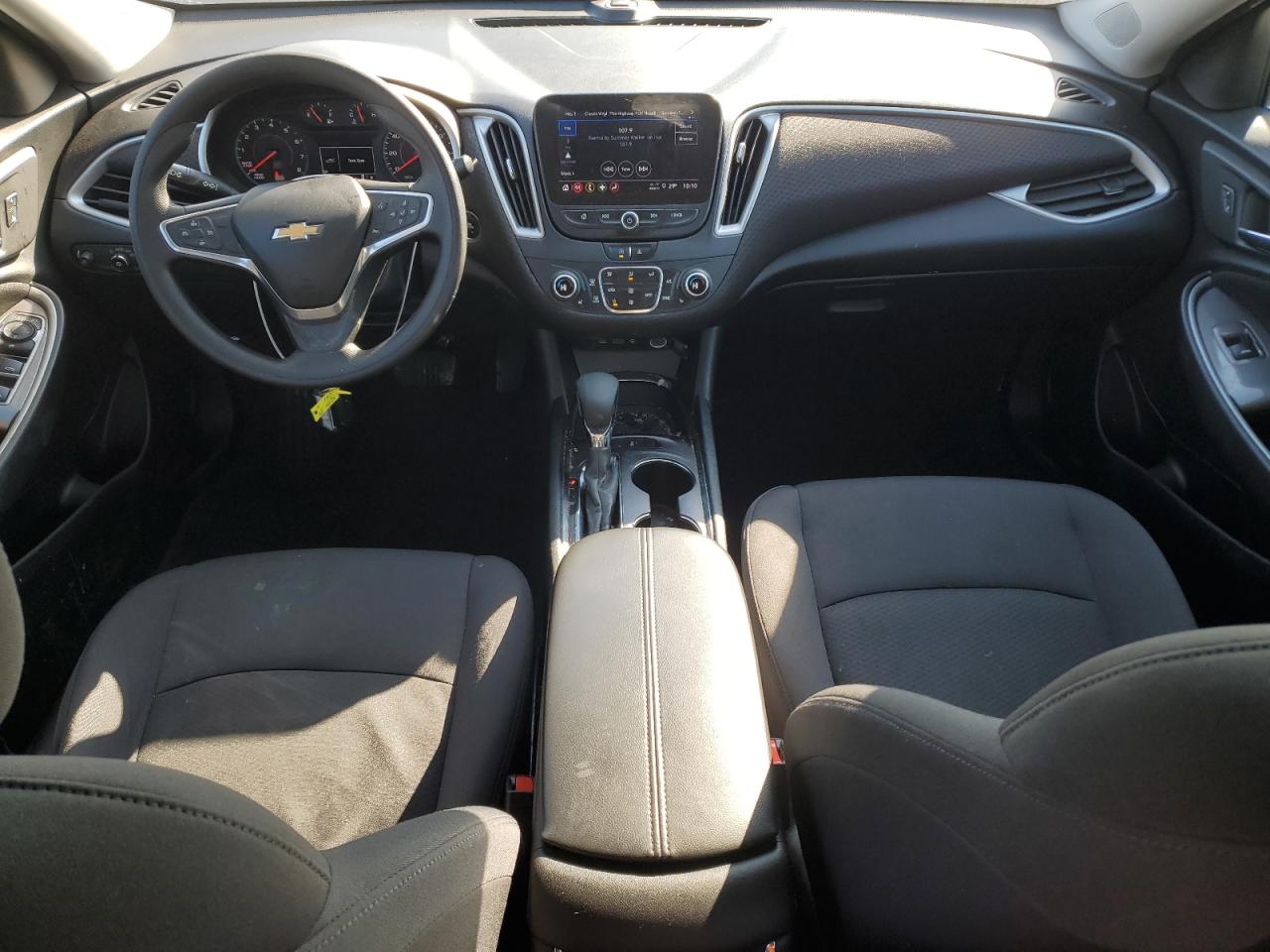 2022 Chevrolet Malibu - Image 8