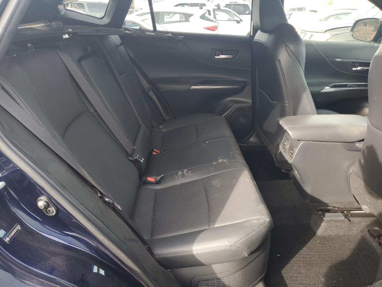 2021 Toyota Venza - Image 10