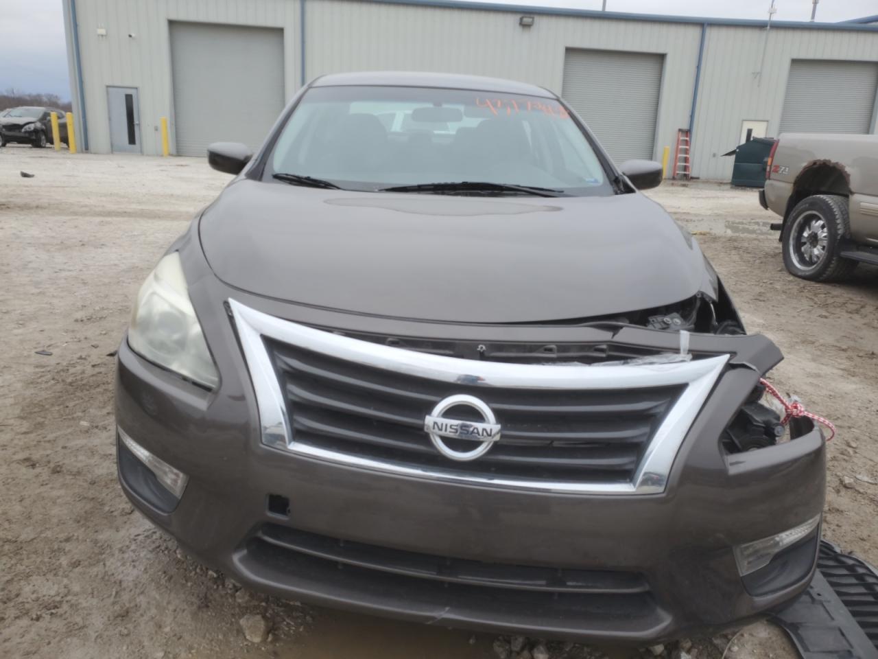 2015 Nissan Altima - Image 5