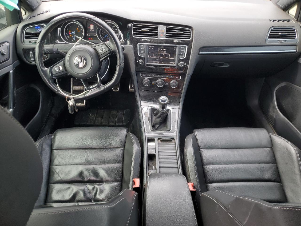 2016 Volkswagen Golf - Image 8