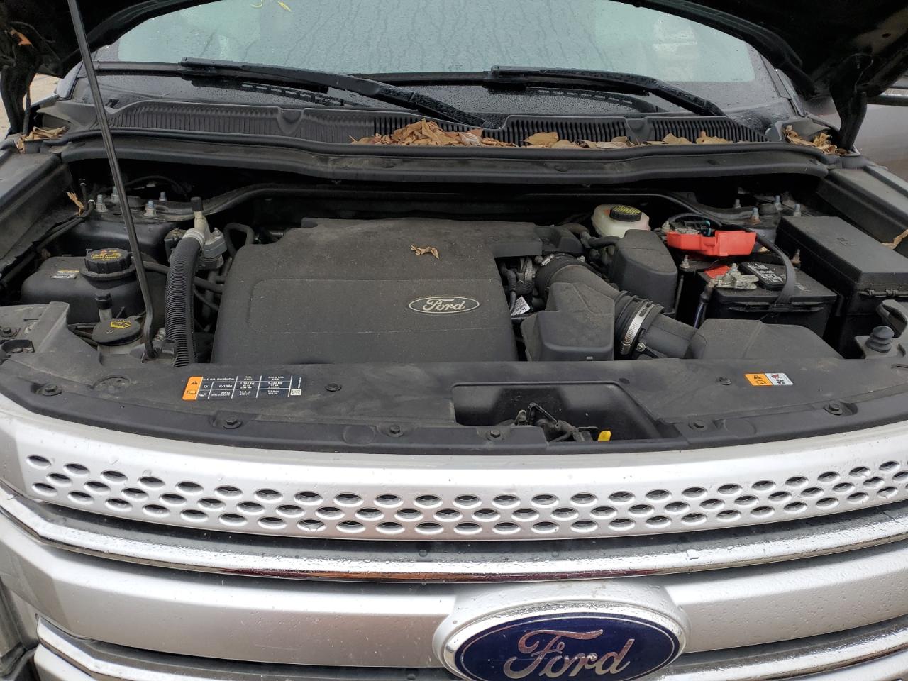 2013 Ford Explorer - Image 11
