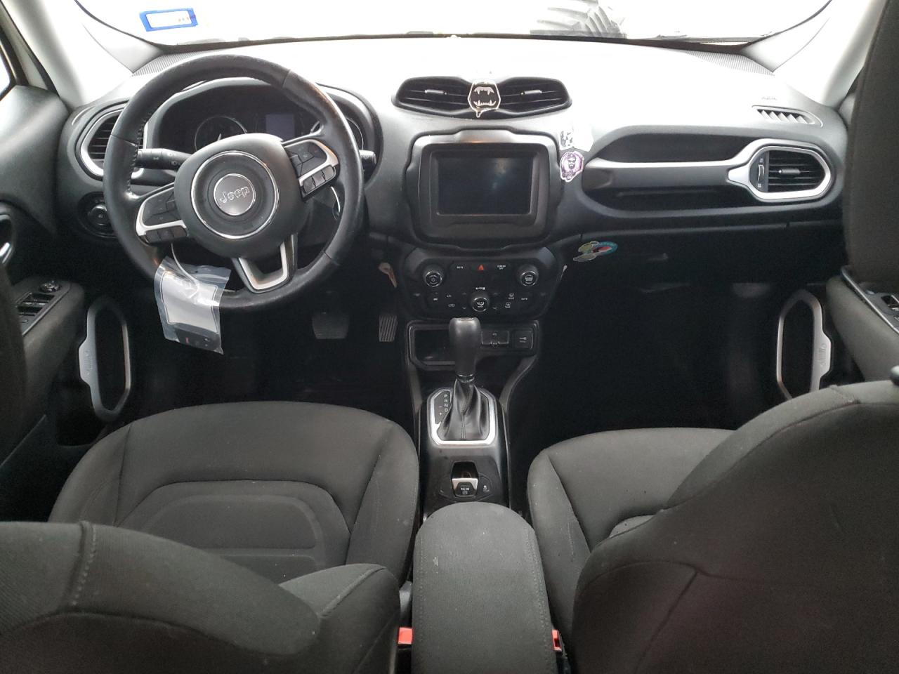 2019 Jeep Renegade - Image 8