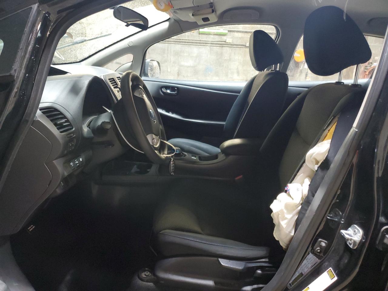 1N4AZ0CP5GC310677 NISSAN LEAF 2016