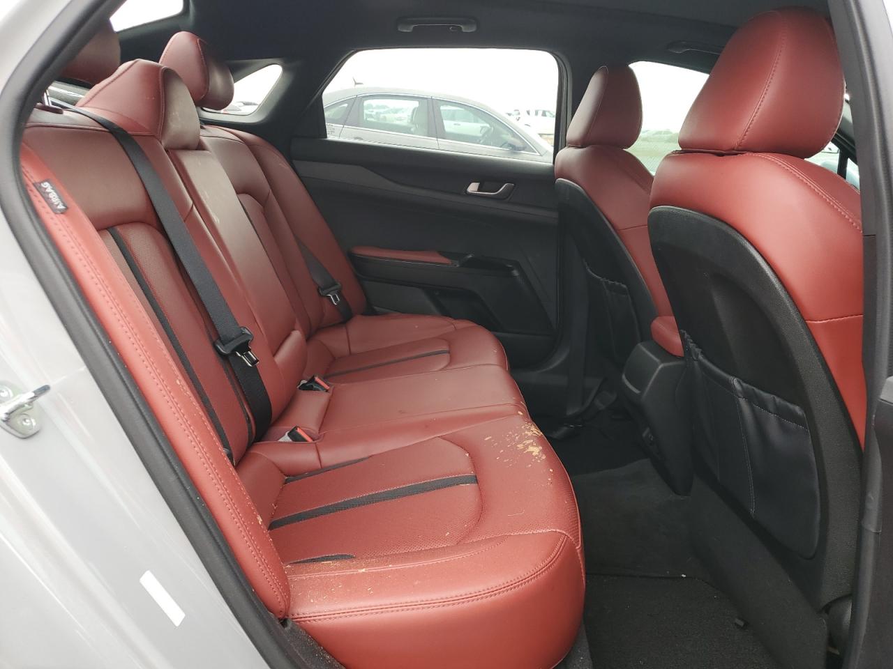 2023 Kia K5 - Image 10