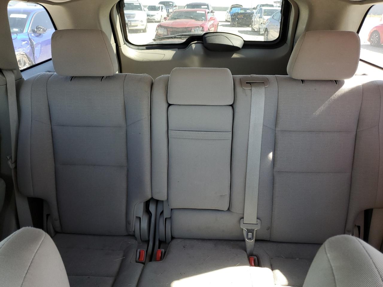 2012 Jeep Grand Cherokee - Image 10