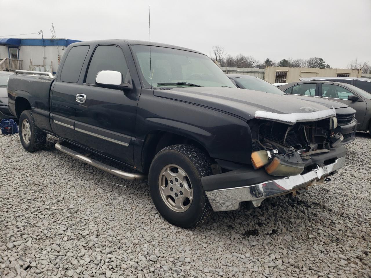 2003 Chevrolet Silverado - Image 4