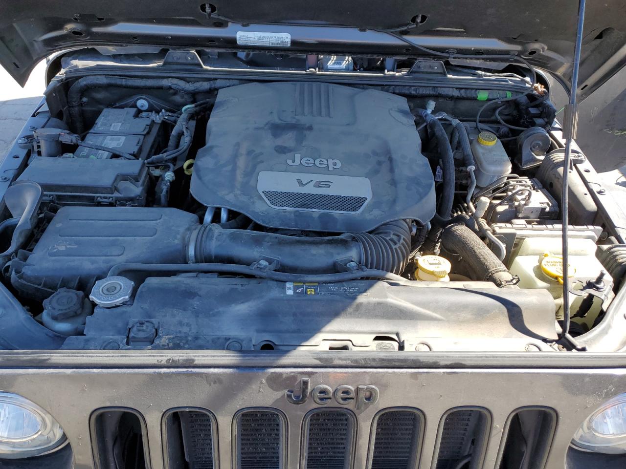 2017 Jeep Wrangler - Image 11