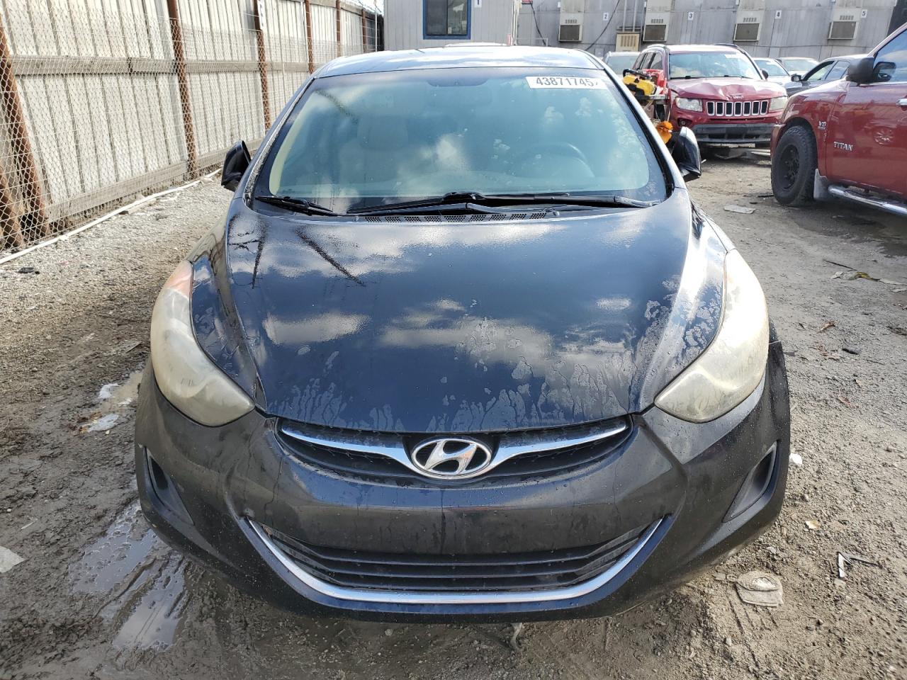 2012 Hyundai Elantra - Image 5