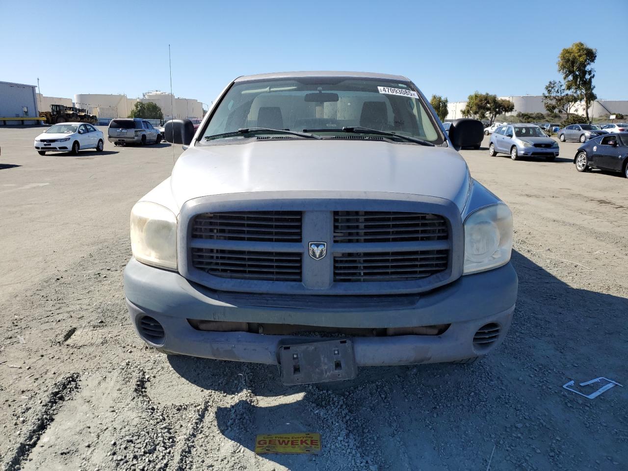 2008 Dodge RAM - Image 5