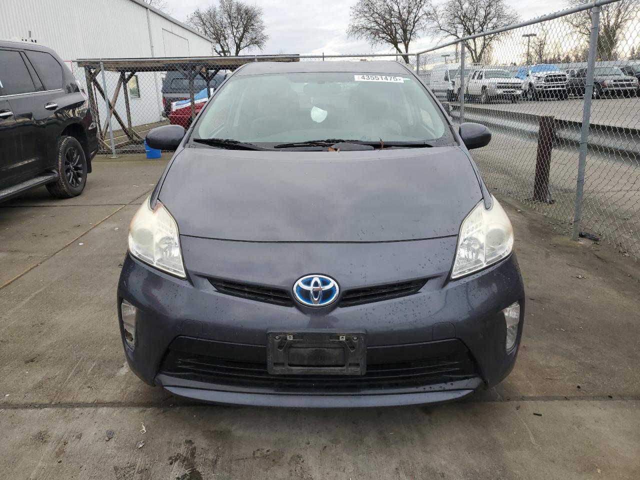 2014 Toyota Prius - Image 5