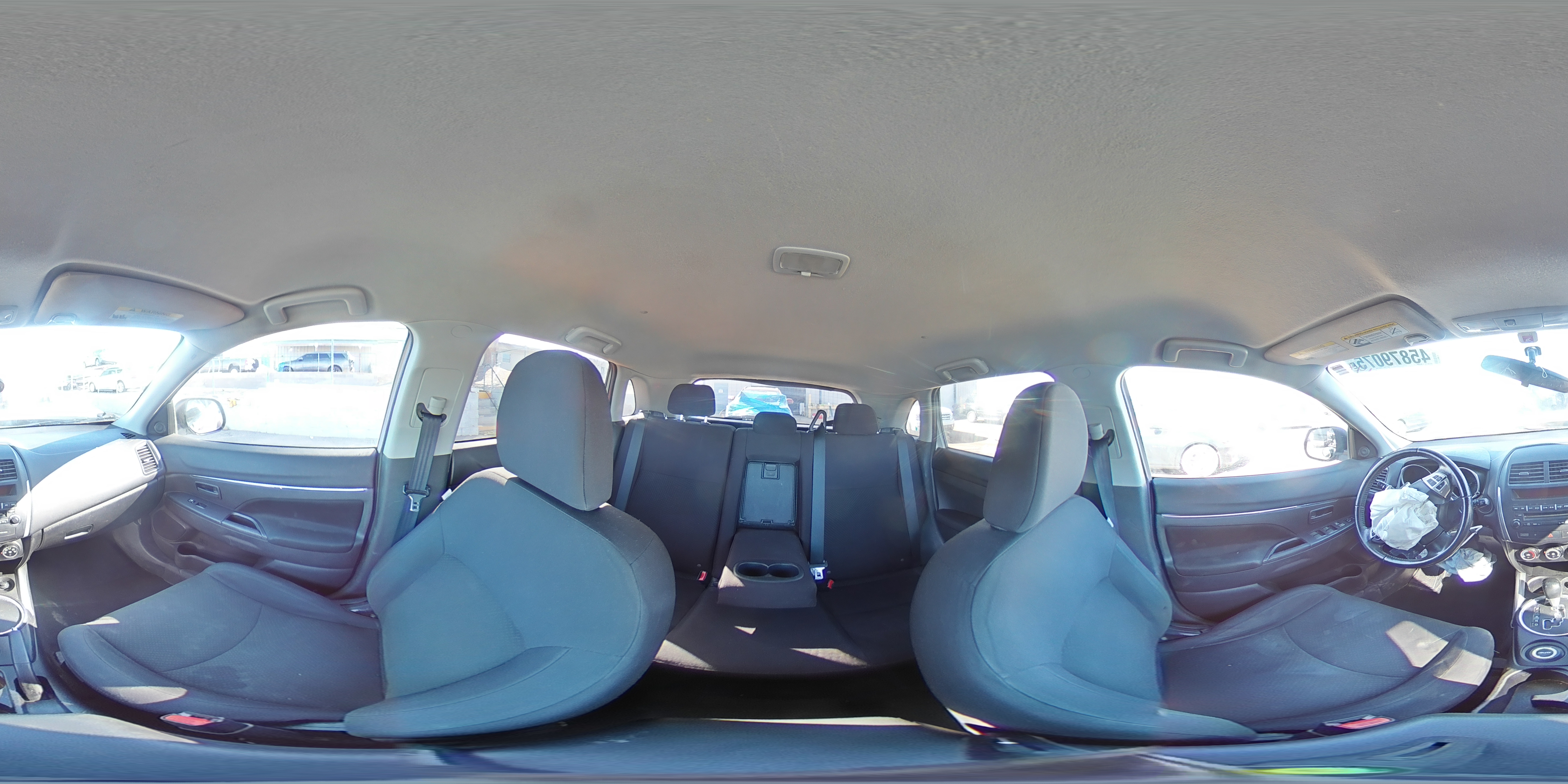 2013 Mitsubishi Outlander - Image 14