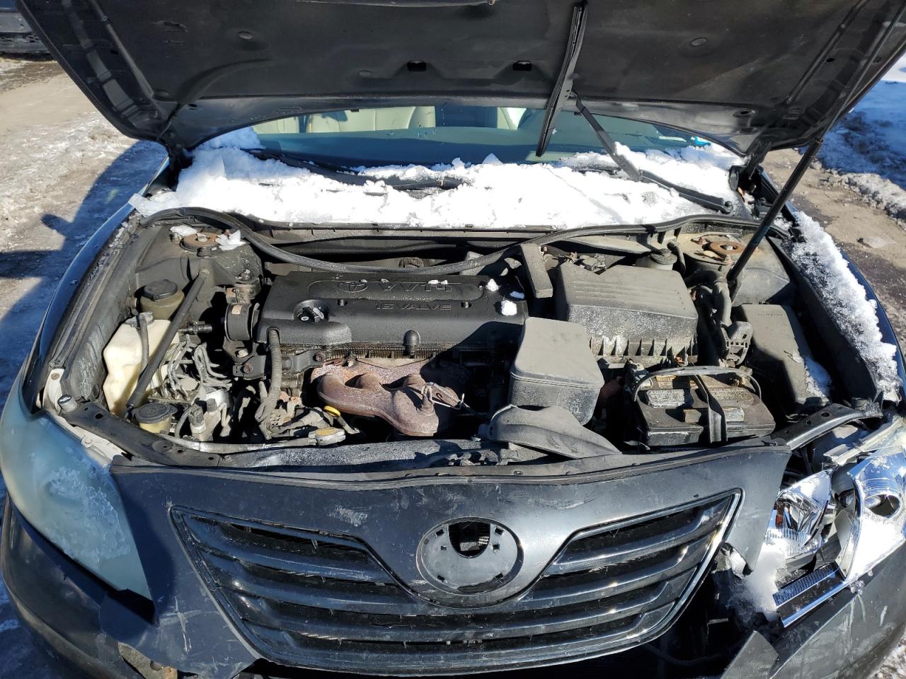 2009 Toyota Camry - Image 11