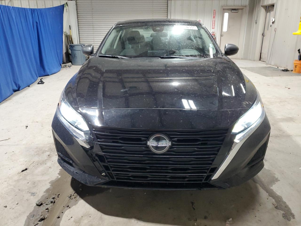 2024 Nissan Altima - Image 5
