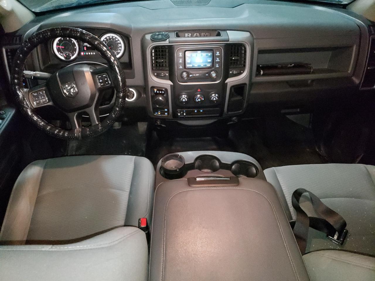 2016 RAM 1500 - Image 8