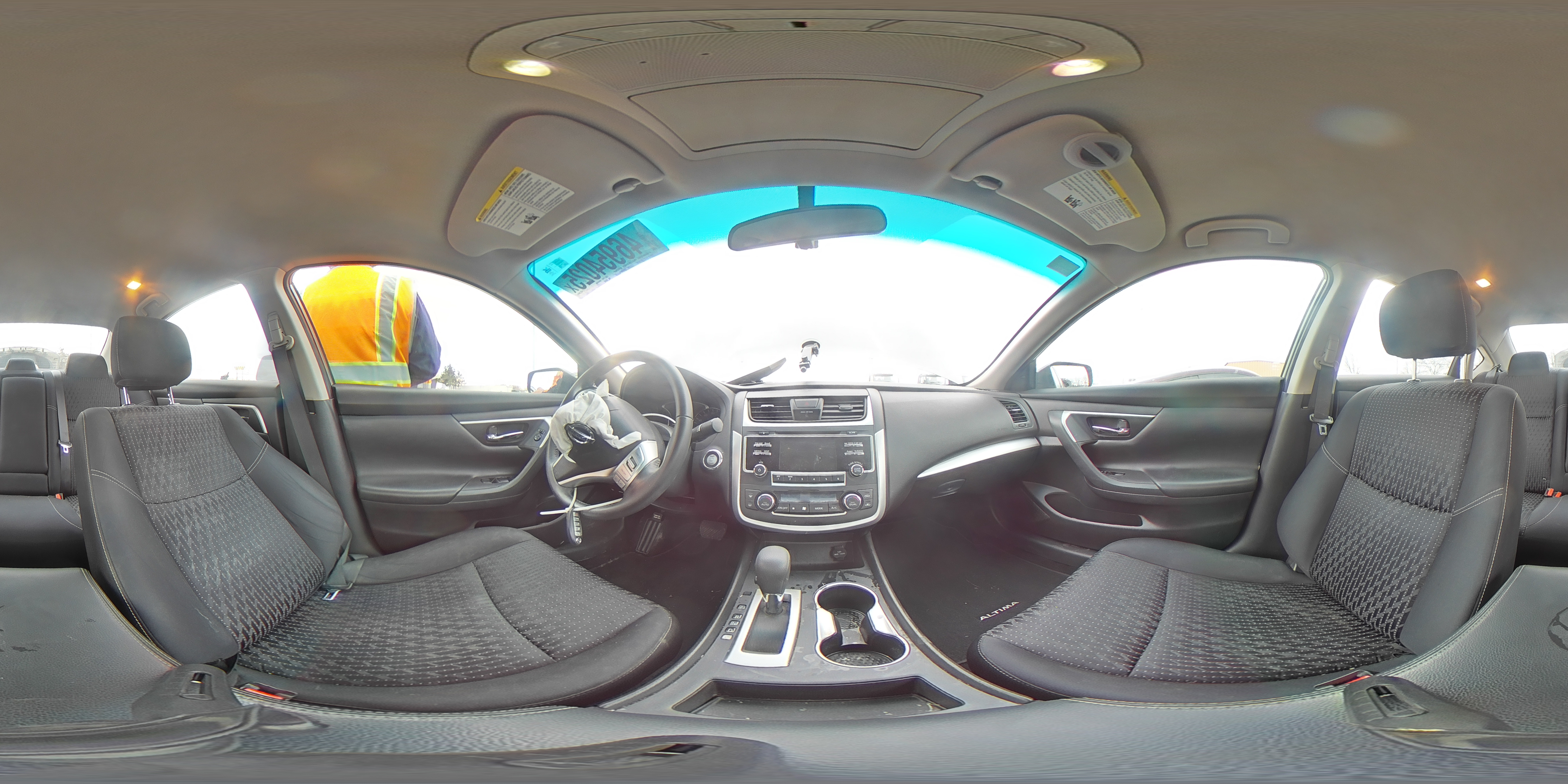 2016 Nissan Altima - Image 13