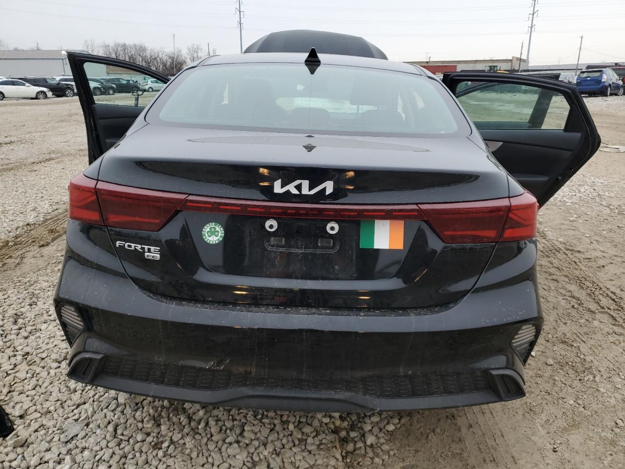 2023 Kia Forte - Image 6
