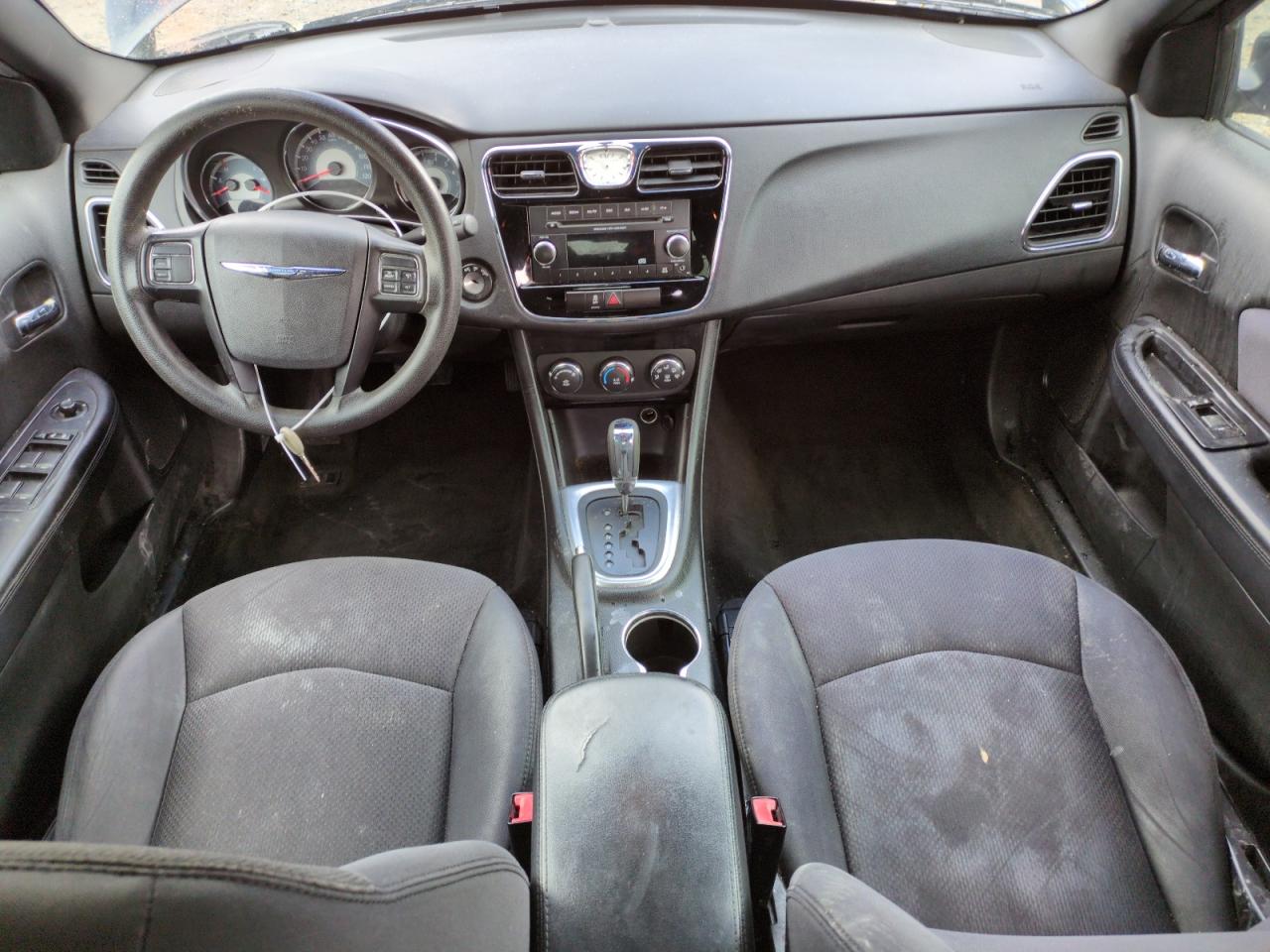 2012 Chrysler 200 - Image 8