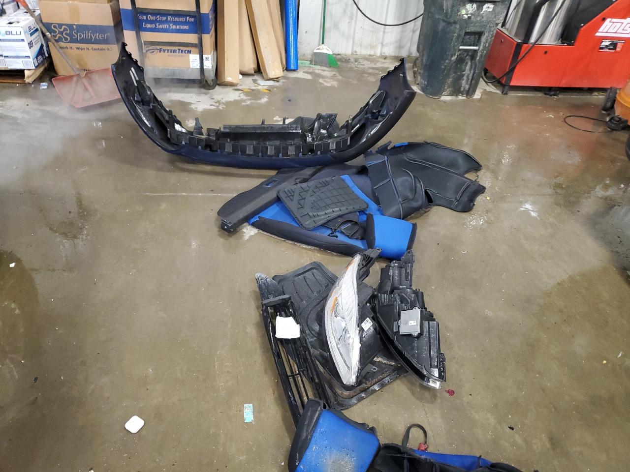 2017 Ford C-MAX - Image 13