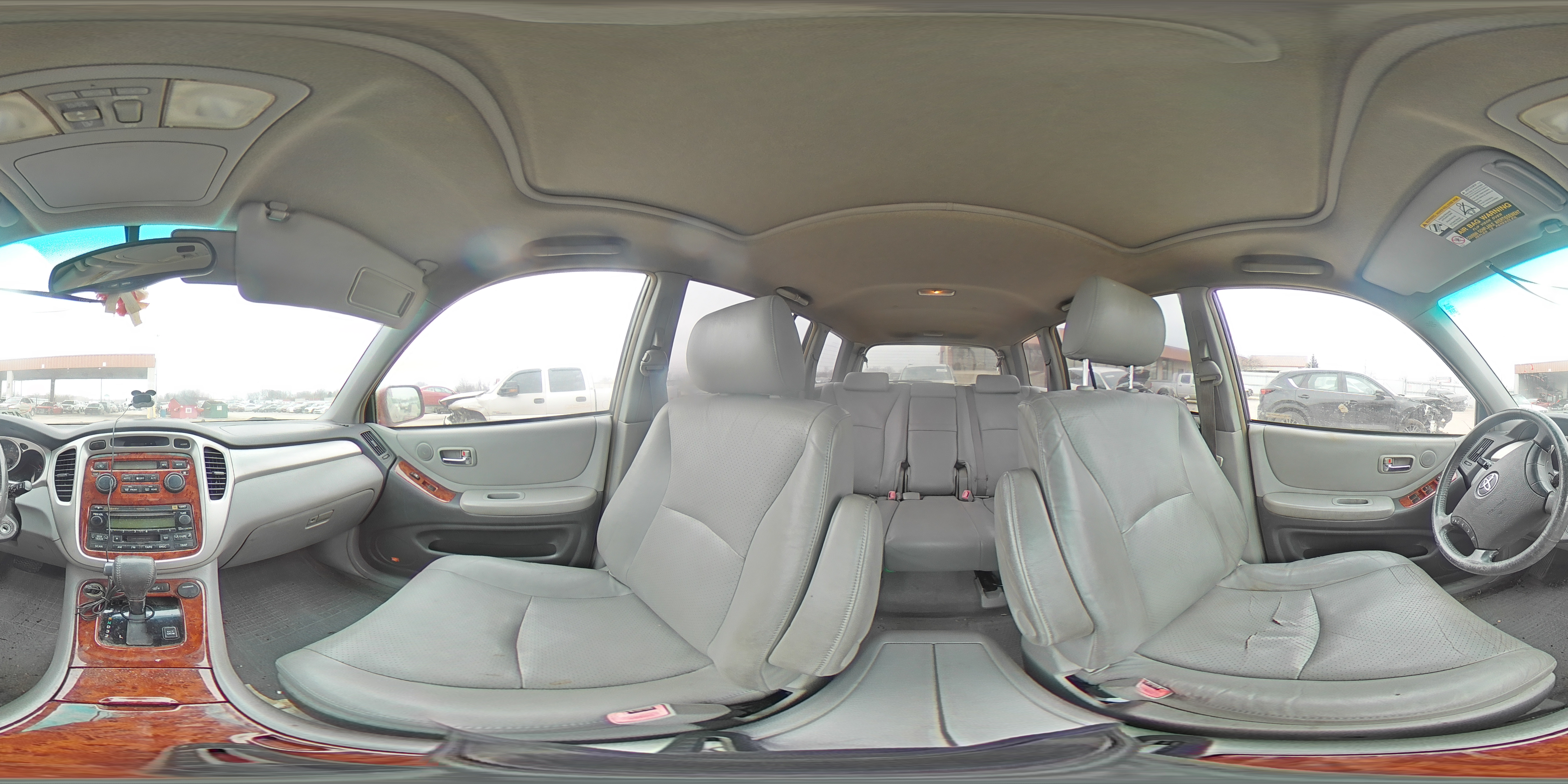 2006 Toyota Highlander - Image 13